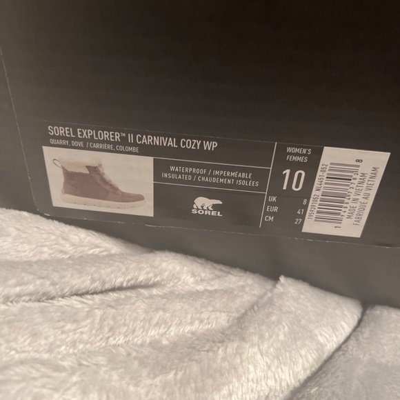 Sorel boots - Picture 4 of 4